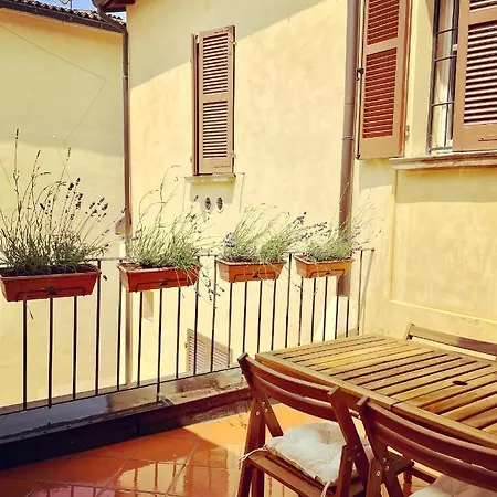 דירה House Center