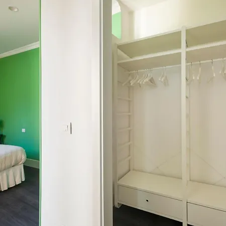 House Center *